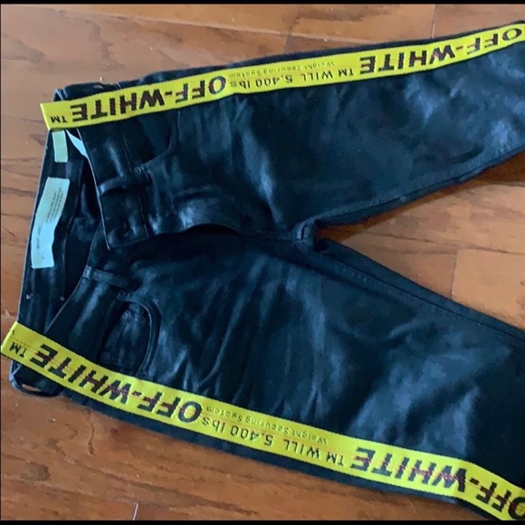 Women’s off-white jeans